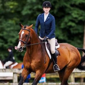 Meet your Posher, Brooke